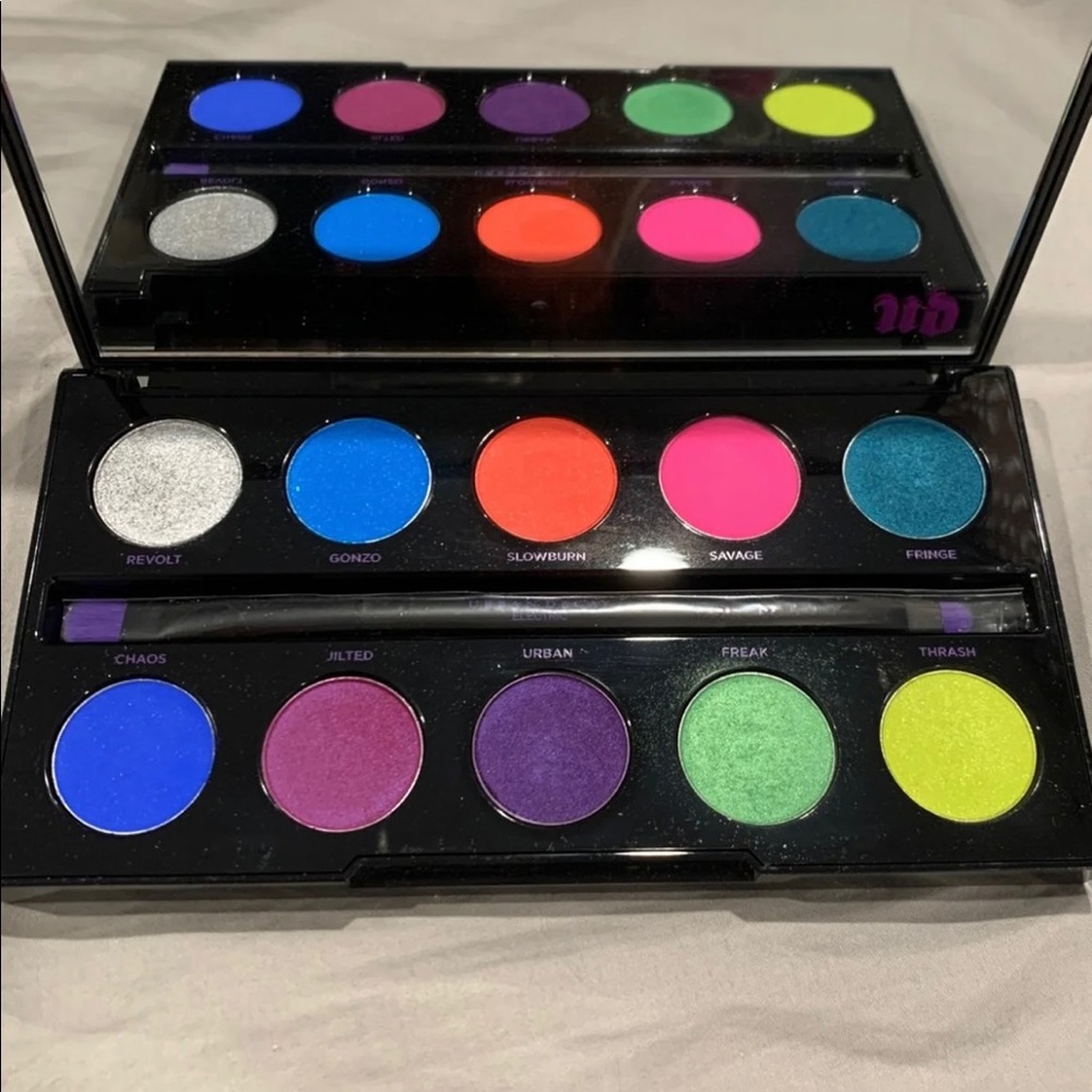 Urban Decay Electric Palette